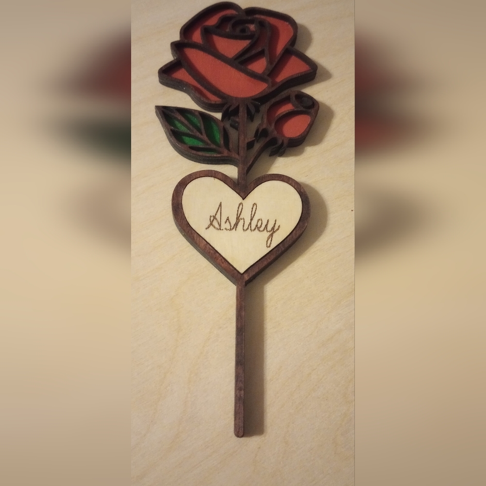 Personalizable engraved wooden rose - Follow instructions on ordering - Picture 3 of 4
